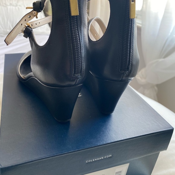 Cole haan leather wedge shoes (8) - Picture 5 of 5